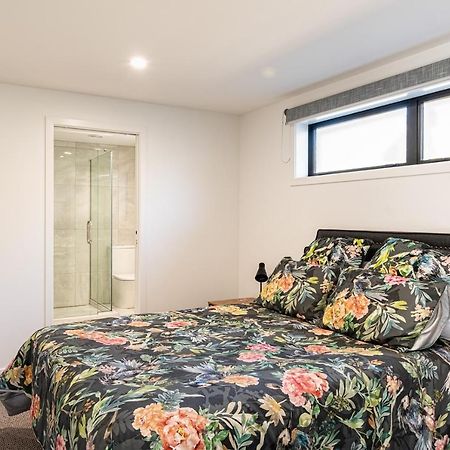 Bed and Breakfast Blue House On The Quay Motueka Exterior foto