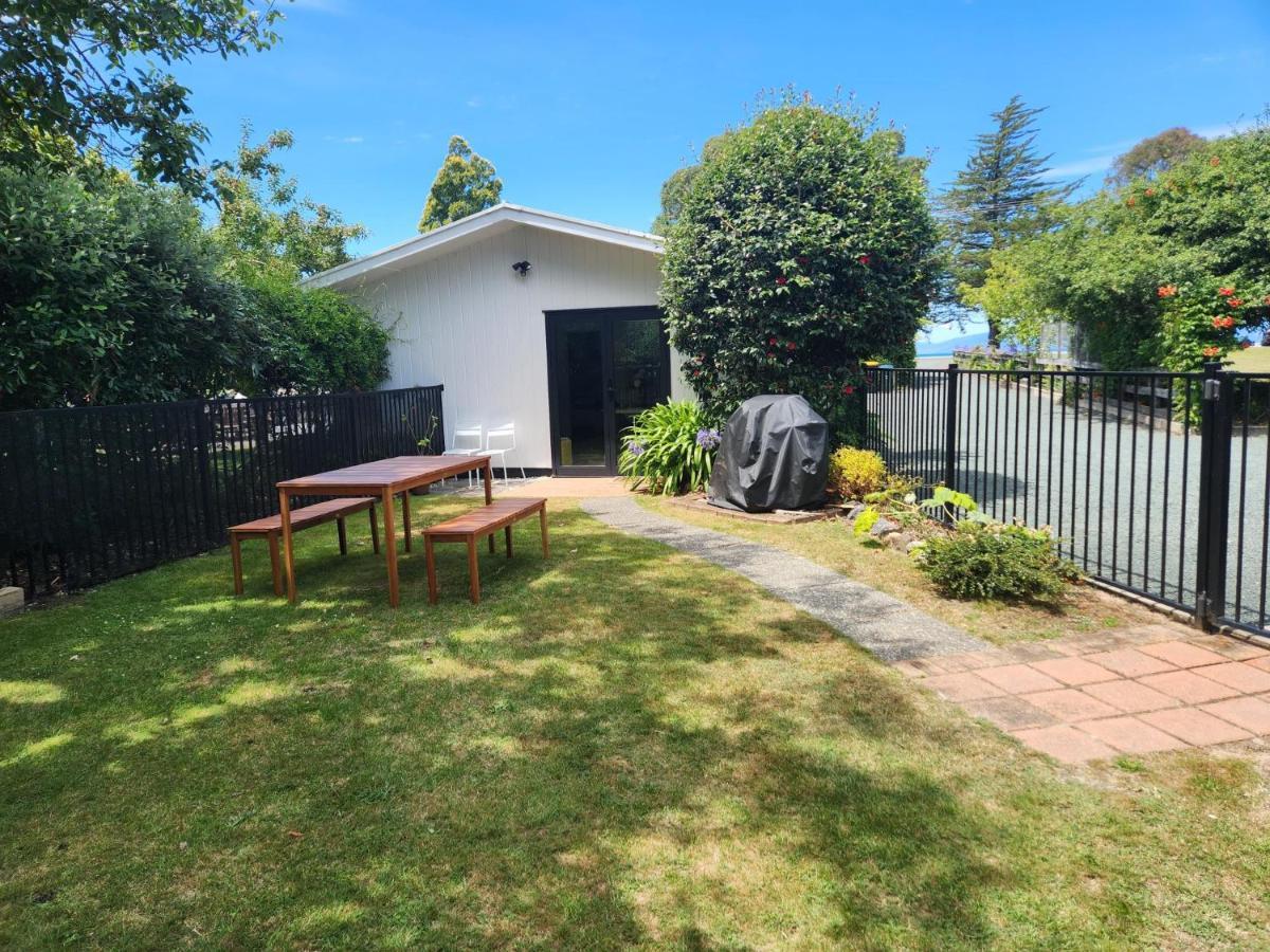 Bed and Breakfast Blue House On The Quay Motueka Exterior foto